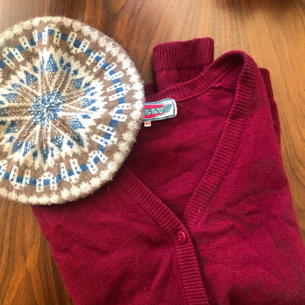 Adorable vintage hand knit wool beret